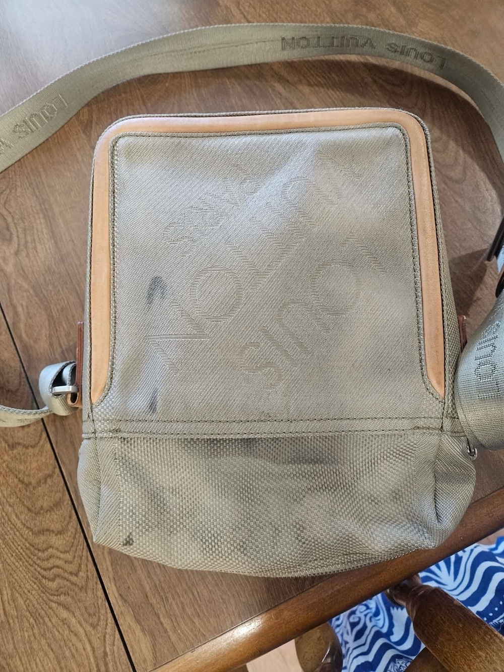 Louis Vuitton Khaki Canvas Crossbody Bag - Picture 6 of 7